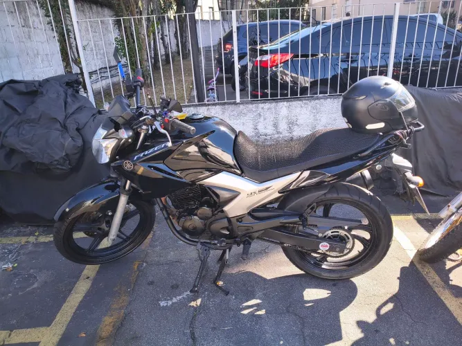 Fazer 250
