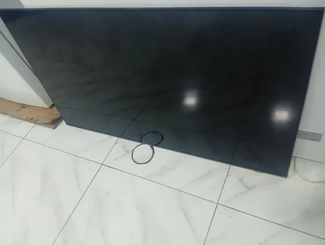 ? TV Samsung QLED 55" 4K - Com Defeito - Para Conserto ou Peças