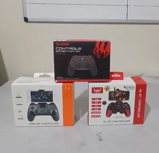 Controles Gamer Vendo separado também 