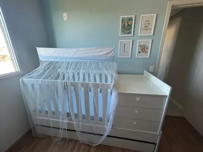 BERÇO MULTIFUNCIONAL INFANTIL COM CÔMODA E CAMA AUXILIAR
