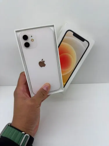 iPhone 12