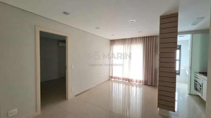 Apartamento para alugar no Ed. Torre Valencia, Gleba Palhano