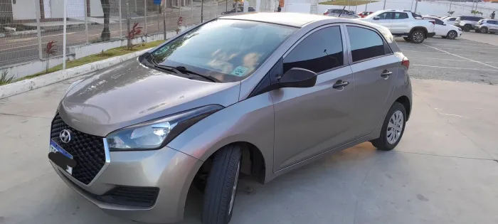 Hyundai HB20 Unique 1.0 Flex 12V Mec. 2019