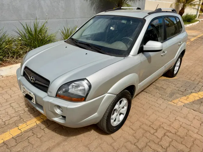Hyundai Tucson 2.0 16V Aut. 2013