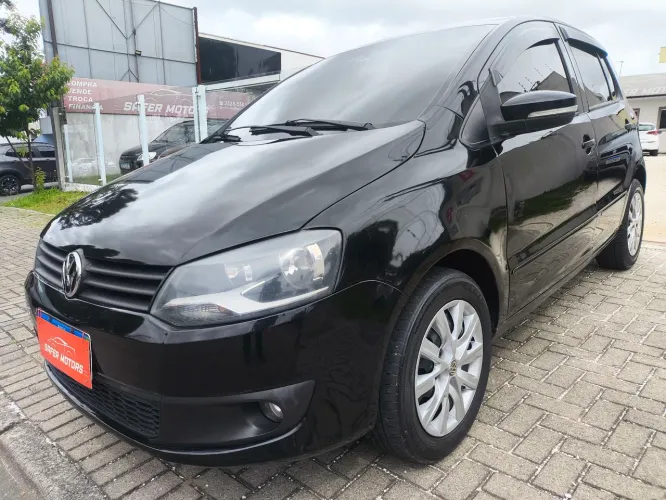 Volkswagen Fox 1.0 MI Total Flex 8V 5P 2011