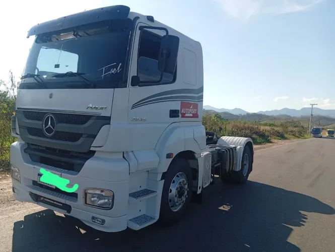 AXOR 2035 de Cegonha