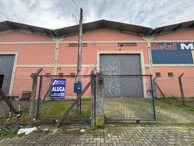 Barracão para Locação em Araucária com 170m² e 2 Banheiros