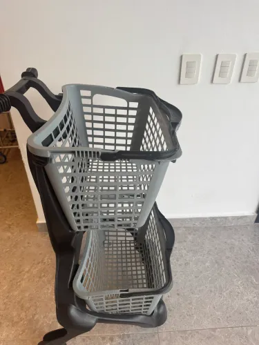 Carrinho Supermercado Plastico Com Cesta Resistente Forte