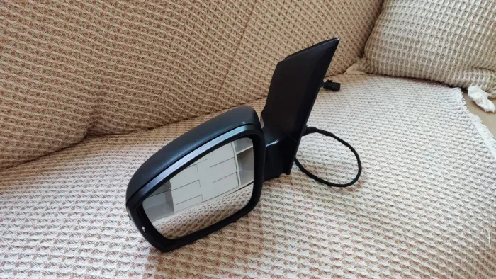 Retrovisor esquerdo Volkswagen UP! 2020