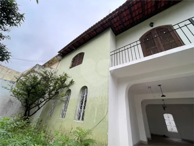 Sobrado Espaçoso à Venda no Parque Mandaqui Conforto, Praticidade e Excelente Localização