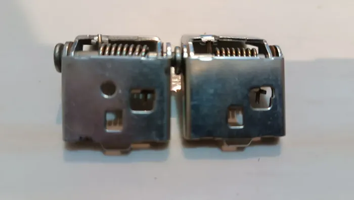 Dobradiças para toca discos Sony 