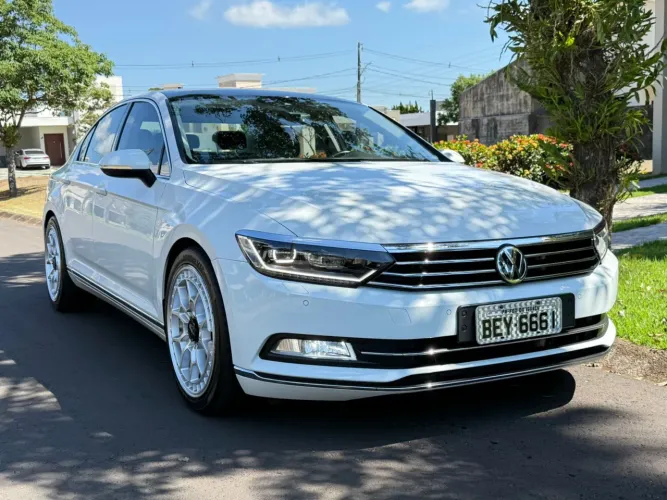 Volkswagen Passat Highline 2.0 TSI 220cv Tip. 2018