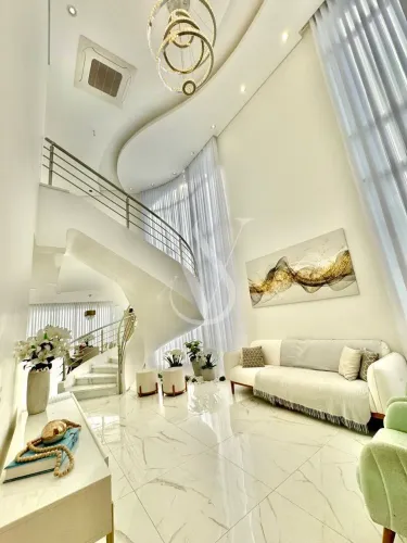 Casa á venda no Ibi Aram 1, assinada pelo arquiteto Aquiles Nocolas Kilares