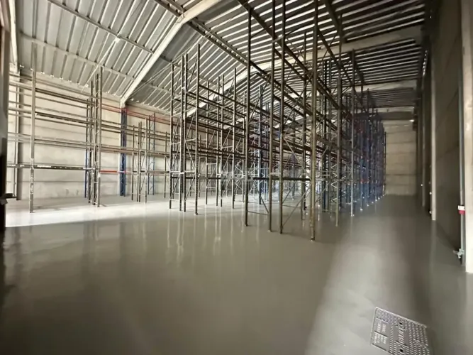 CONDOMÍNIO LOGISTICO, AO LADO DA BR101