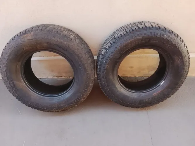 Pneus 265/70/16