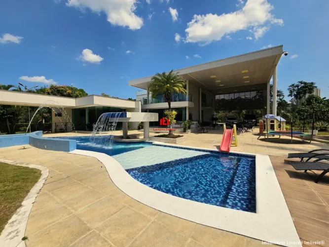 Casa no Itapuranga III, 795m² 3 Suítes Sistema Solar, Edícula e Piscina