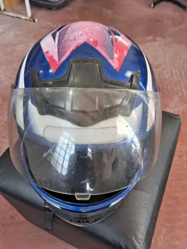 Capacete