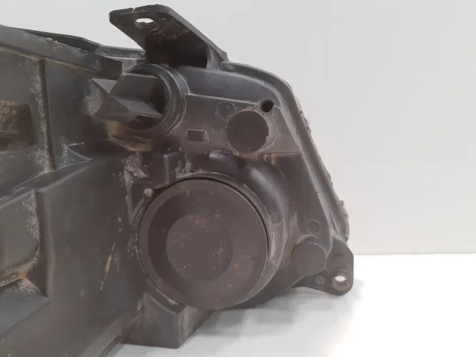 Farol Esquerdo Volkswagen Amarok 2011 Á 2016 Xx