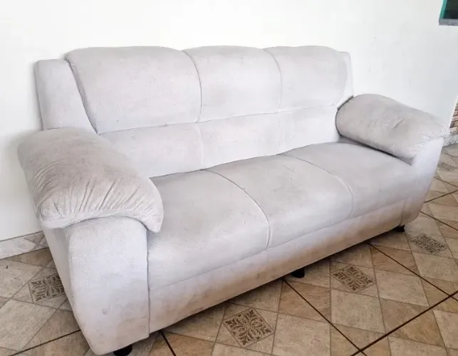 Sofá 3 lugares cama inBox Paris com 2,02cm de Largura e Revestido em Bouclé - Bege Claro