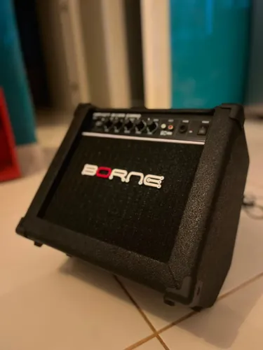 Amplificador Borne Impact Bass CB60 20W Bivolt