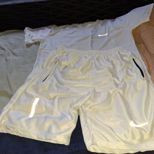 Conjunto da nike de calor 