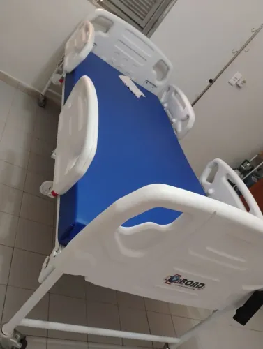 Cama hospitalar