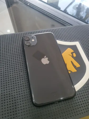 Iphone 11 128gb preto bem conservado