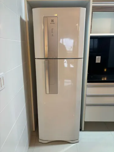 Geladeira Electrolux Frost Free DF42