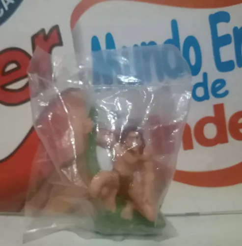 Bonecos Tarzan Disney Kinder Ovo Lacrado