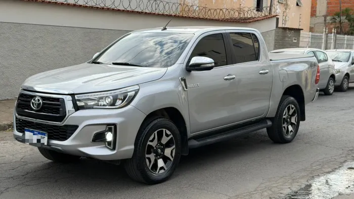Toyota Hilux CD SRX 4X4 2.8 TDI 16V Diesel Aut. 2017