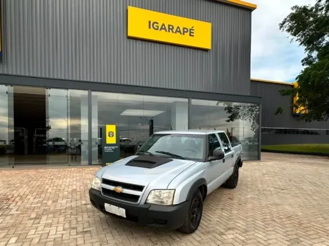CAMINHONETE - MARCA CHEVROLET - MODELO S10 COLINA D - CABINE DUPLA - 4x4