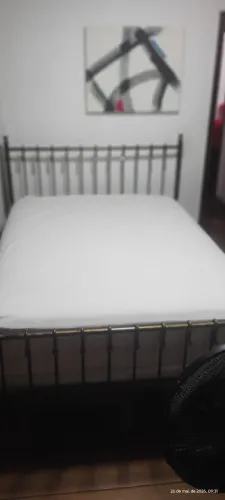 Vendo Cama de Ferro  Arábia semi nova 