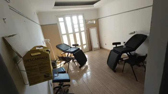 Sala comercial troco em carro ou vendo