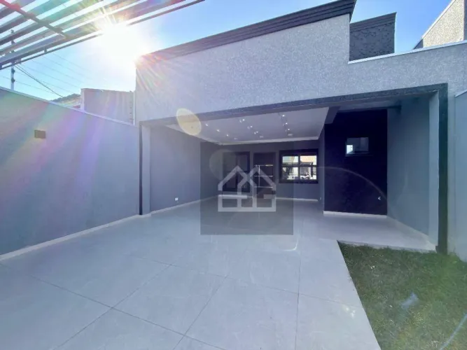 Casa com 4 dormitórios à venda, 220 m² por R$ 920.000 - Santa Cruz - Cascavel/PR