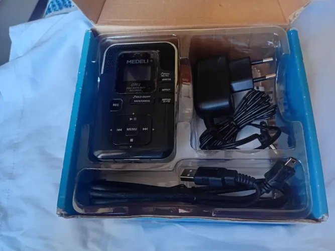 Gravadoe Medeli DR2