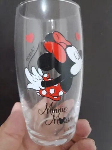 Copos personalizados Mickey e  Minnie 