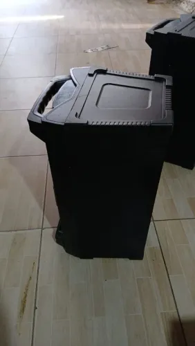 Duas caixas Sony funcionando perfeitamente potente 