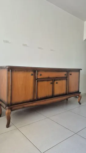 Buffet madeira maciça estilo Luis XV