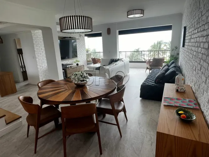 Cobertura em Riviera de São Lourenço com 4 dormitórios