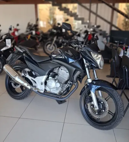 HONDA CB 300R