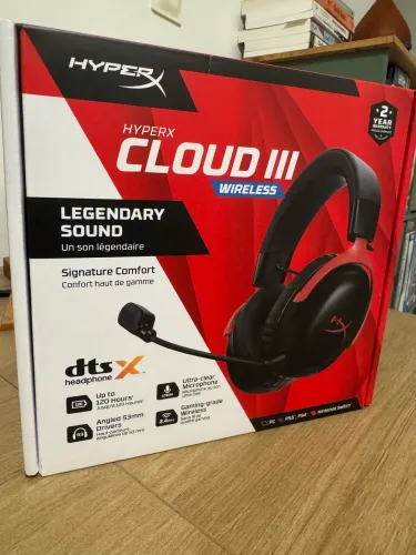 Headset gamer HyperX Cloud III (3) na caixa, como novo