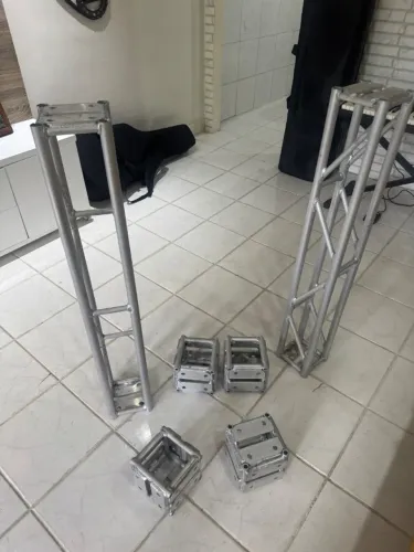 Estrutura iluminação/torre - 1 metro