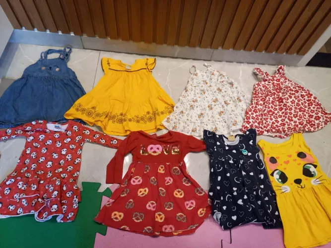 Lote de 55 peças de roupas de 1 a 2 anos menina