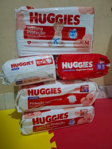 Fraldas huggies Tamanho M
