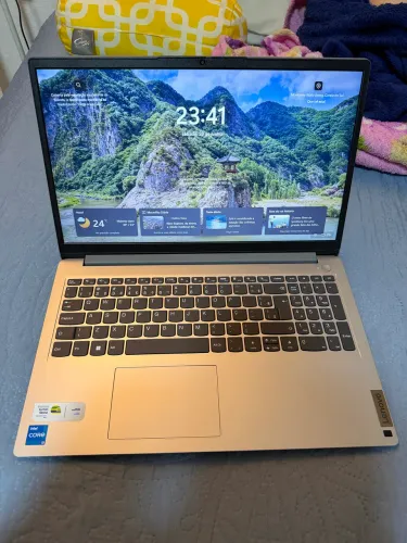 Lenovo I5 512GB (NA GARANTIA)