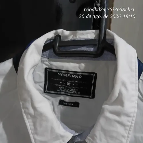 Camisa branca tamanho M com gravata