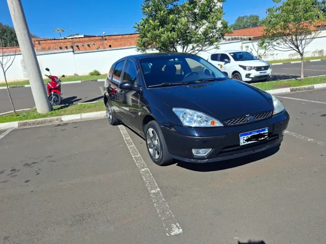 Ford Focus 1.6 S/se/se Plus Flex 8v/16v 5P 2008