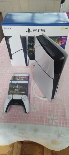 PlayStation 5 - PS5 com leitor e 2 jogos