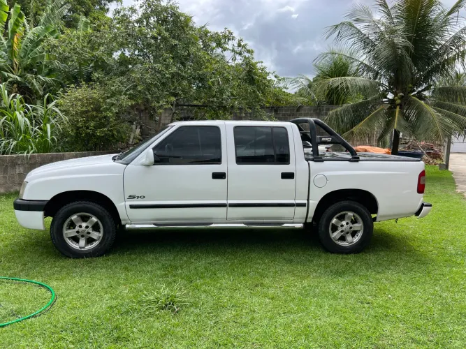 Chevrolet S10 Pick-up STD 2.8 4X2 CD TB Int.dies. 2003