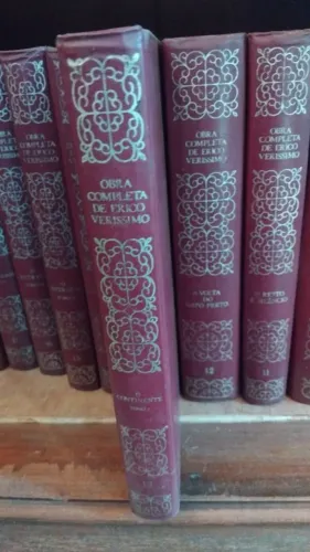 Coleção de livros clássicos ( Érico Veríssimo)